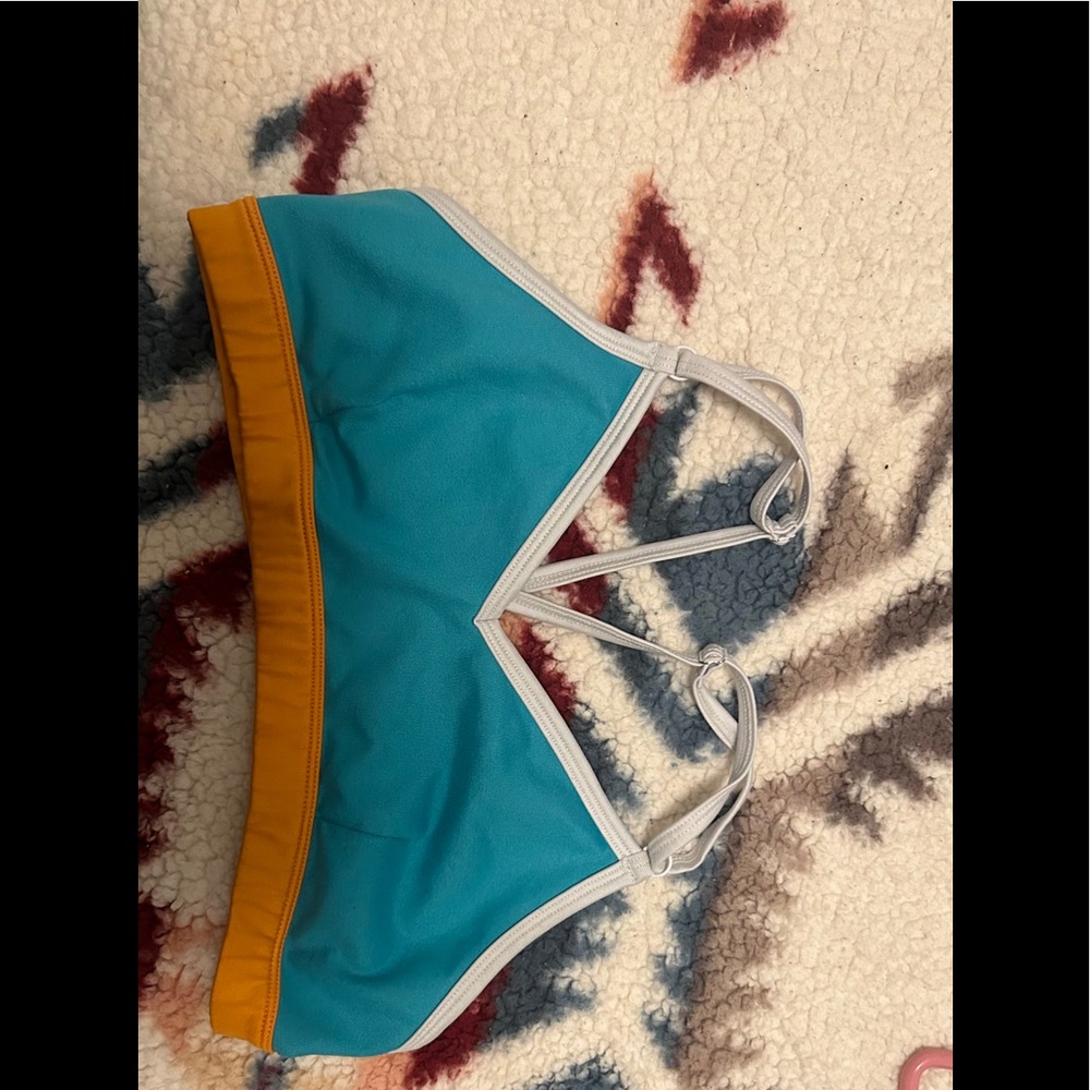 Alo Yoga westerly bra size M